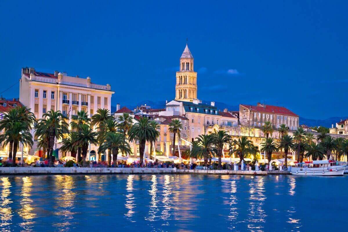 Croatian sailing and language school minimum age 13 +